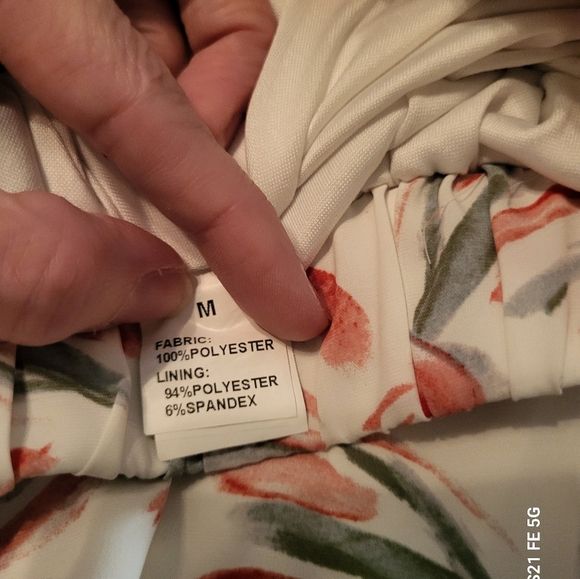 Floral Print Women's Skirt Size Medium NWOT - Picture 4 of 5